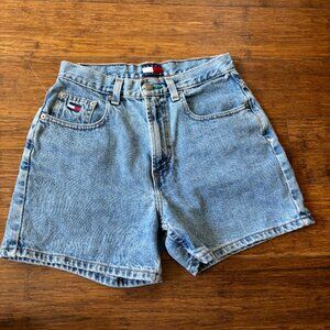Size 4 Women's high-waisted vintage 90s Tommy Hilfiger Denim Shorts